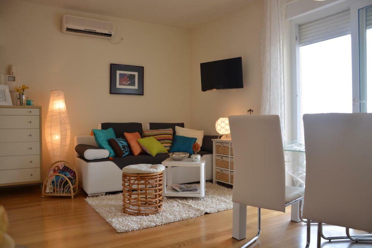 Vacation In - Mirna Apartmán *